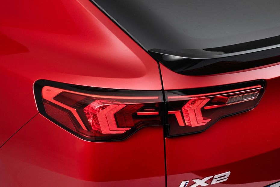 IX2 Tail light in UAE