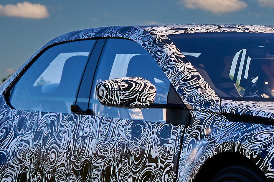 BMW 3 Series 2026 Drivers Side Mirror Front Angle in UAE