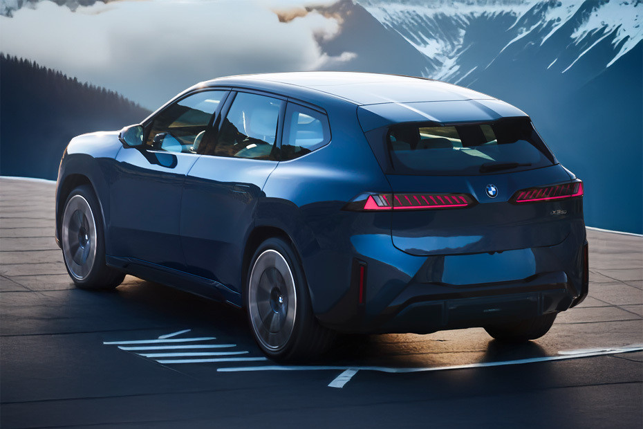 Rear Cross Side View of BMW IX3