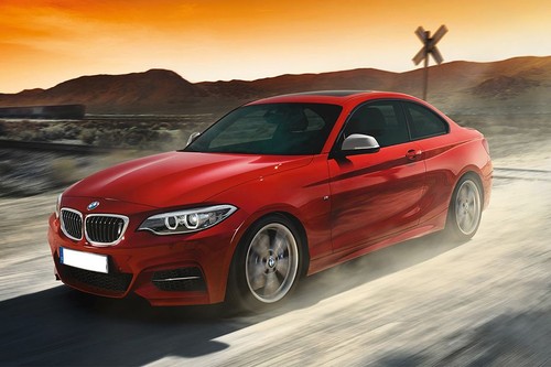 BMW 2 Series Coupe (2022-2023) Side Medium View