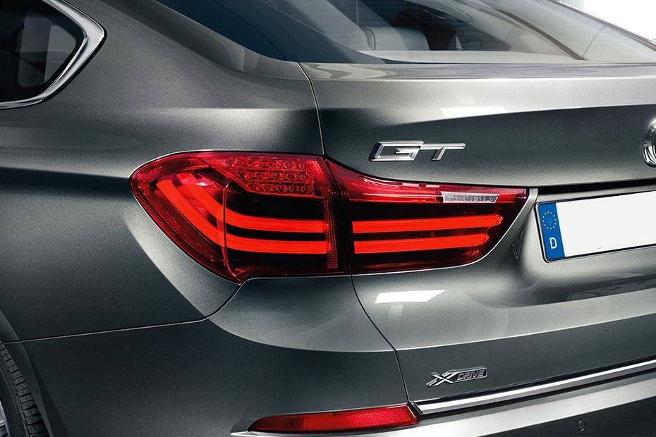 5 Series Gran Turismo Tail light in UAE