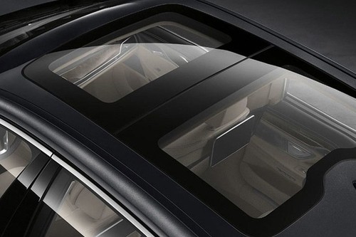 Top View of 7 Series Sedan