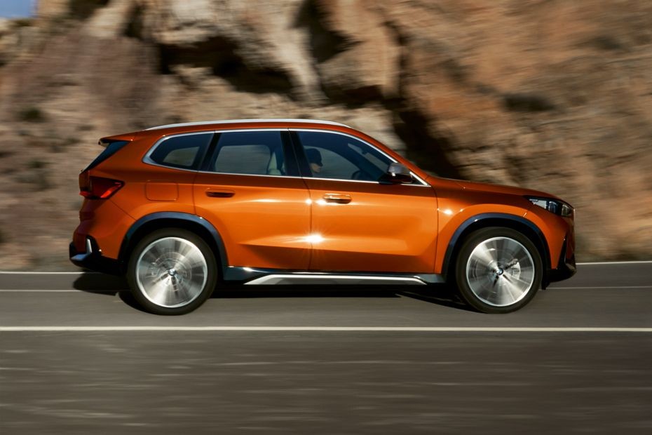 BMW X1 Drivers Sideview in UAE