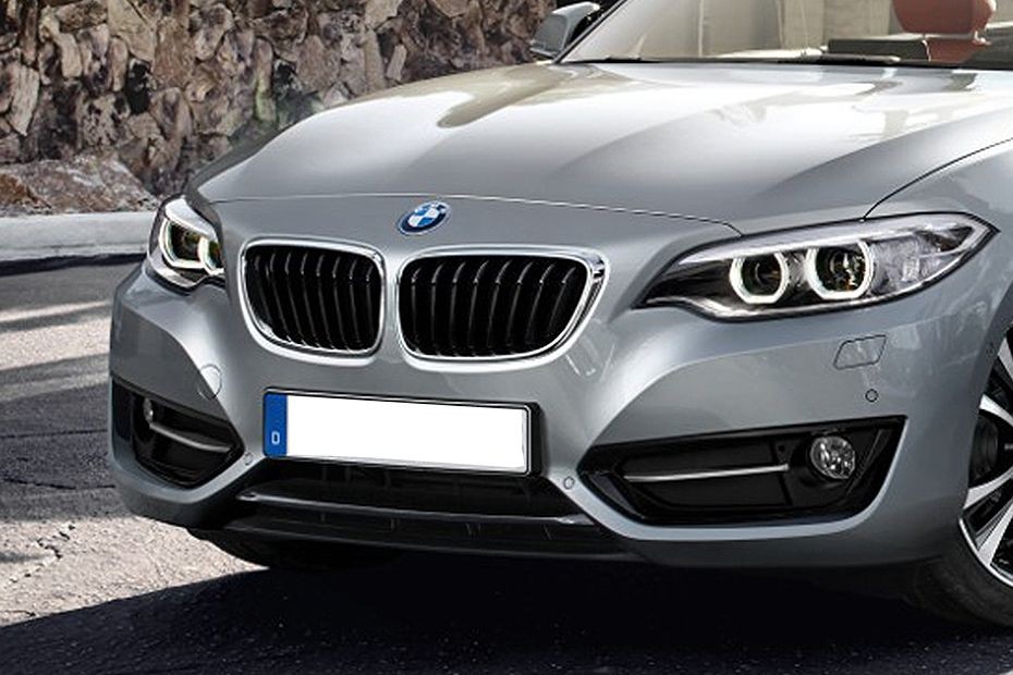 2 Series Convertible Grille View in UAE