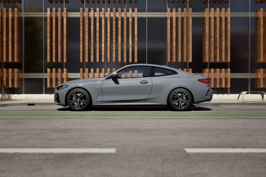 4 Series Coupe Side view in UAE