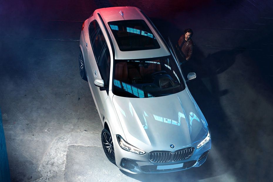 Top View of X5 (2022-2023) in UAE