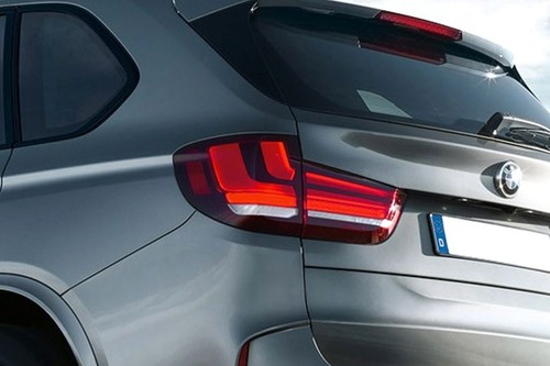 X5 M Tail light