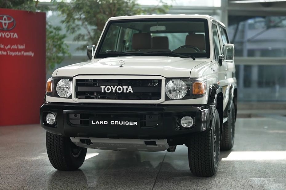 Land Cruiser Pick Up Tilted Front View in UAE
