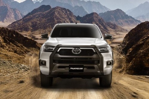 Full Front View of Hilux Adventure