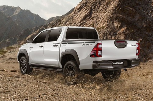 Rear Cross Side View of Toyota Hilux Adventure