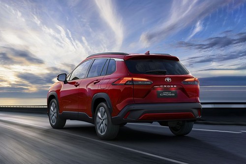 Rear Medium View of Toyota Corolla HEV (2022-2023)