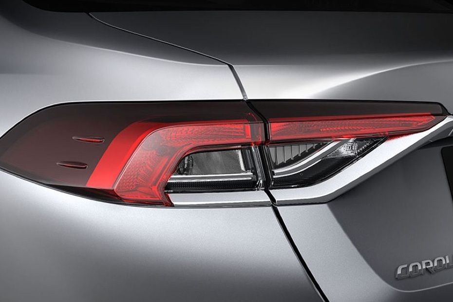 Corolla Hybrid Tail light in UAE