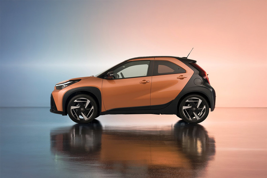 Aygo X Side view in UAE