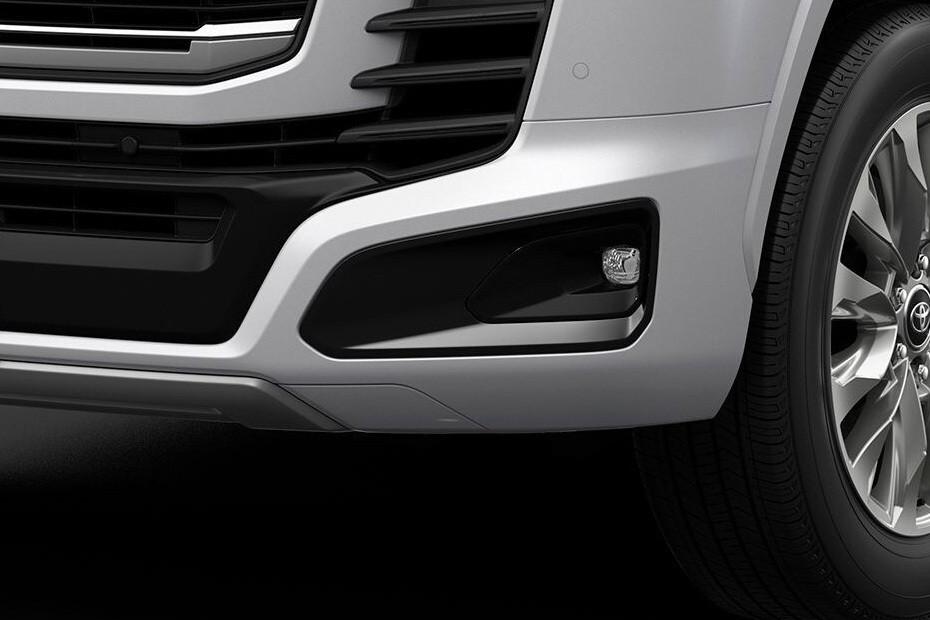 Land Cruiser Hybrid Front Fog Lamp in UAE