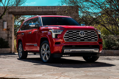 Sequoia Medium Angle Front View