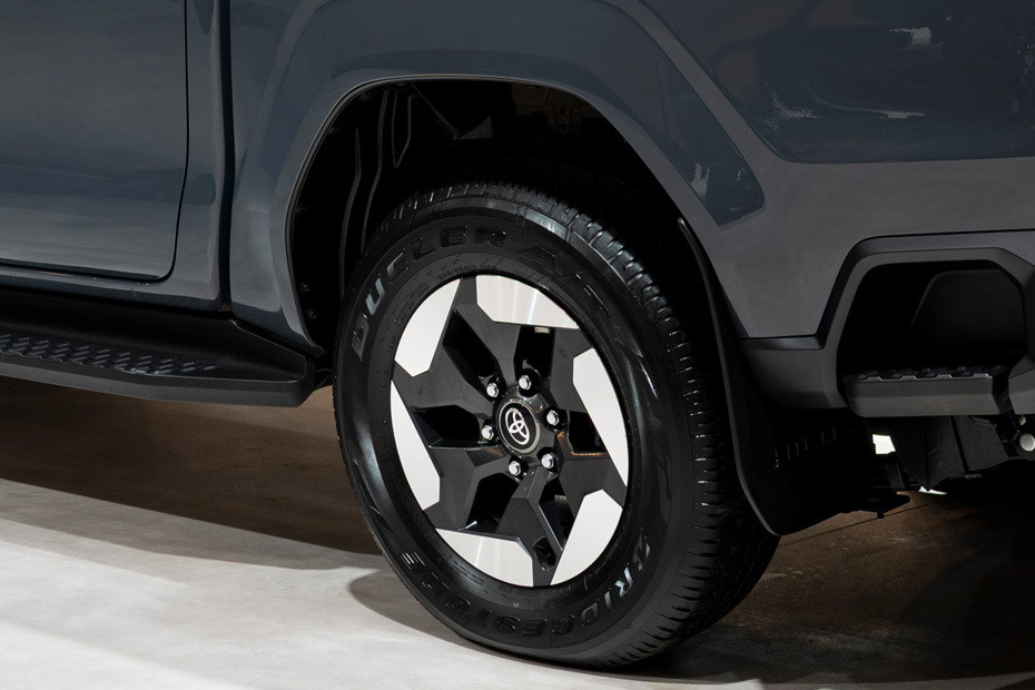 Hilux BEV Wheel
