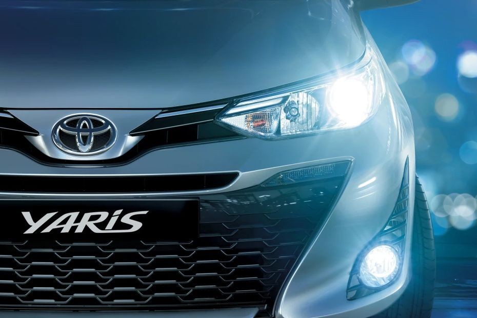 Yaris Hatchback Headlight in UAE