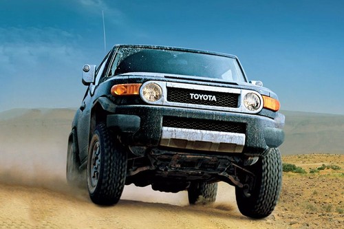 FJ Cruiser Medium Angle Front View