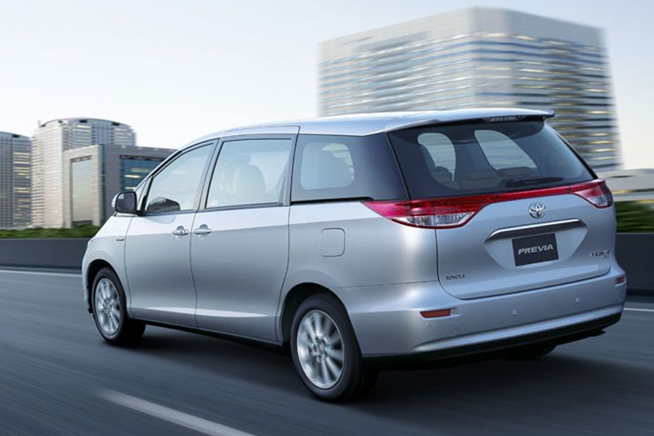 Rear Cross Side View of Toyota Previa in UAE