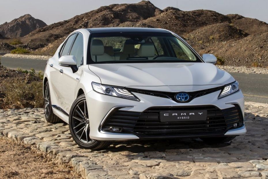 Toyota Camry HEV (2018-2024) Front Cross Side View in UAE