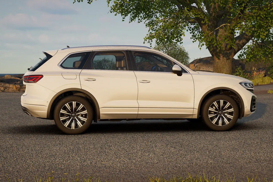 Touareg Medium Angle Front View