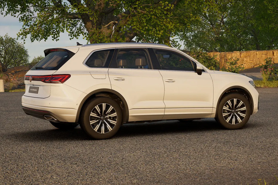 Touareg Rear Medium Side View in UAE