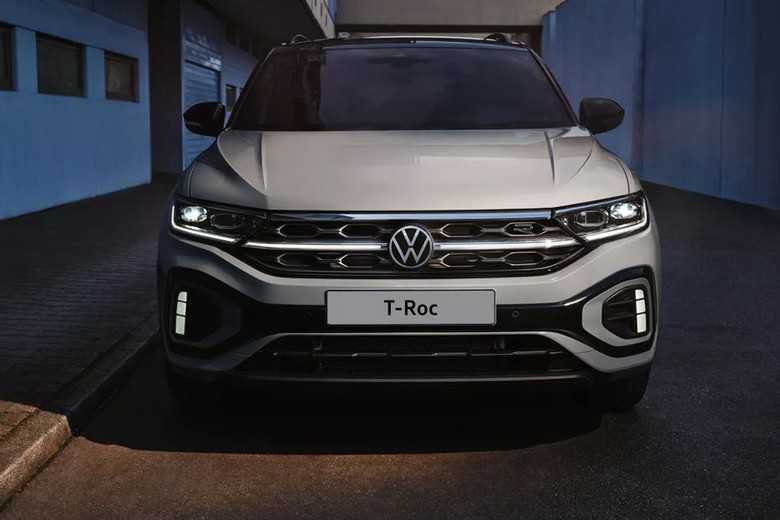Full Front View of T-Roc