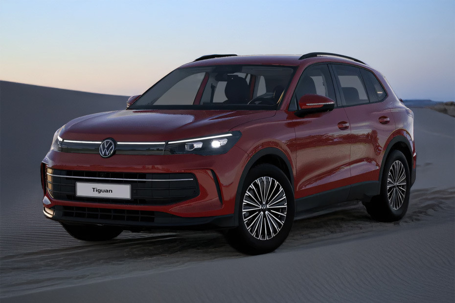 Tiguan Front angle low view Tiguan Front angle low view