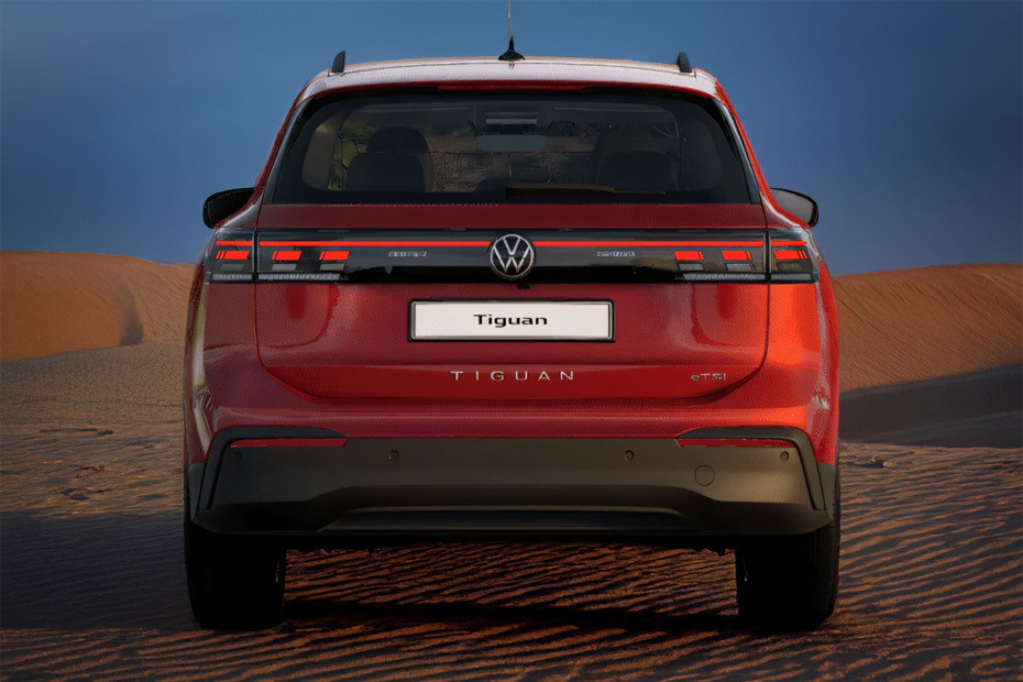 Full Rear View of Volkswagen Tiguan Full Rear View of Volkswagen Tiguan