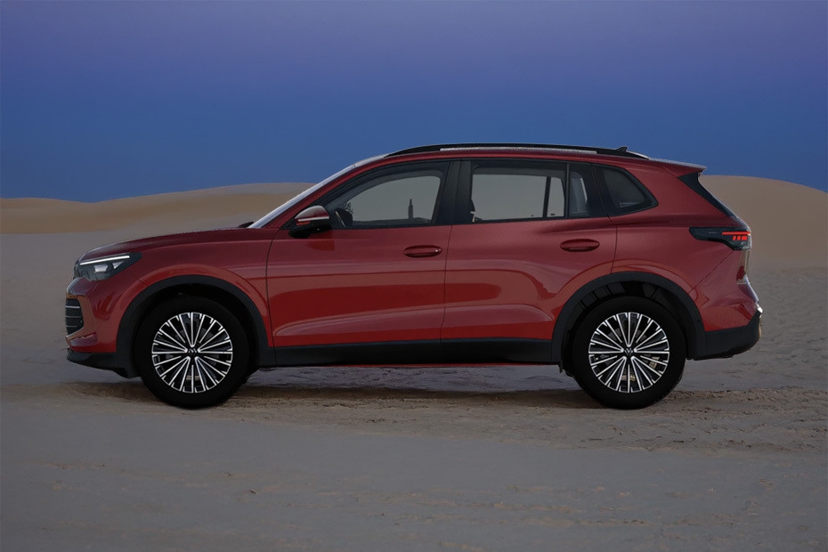 Tiguan Side view Tiguan Side view