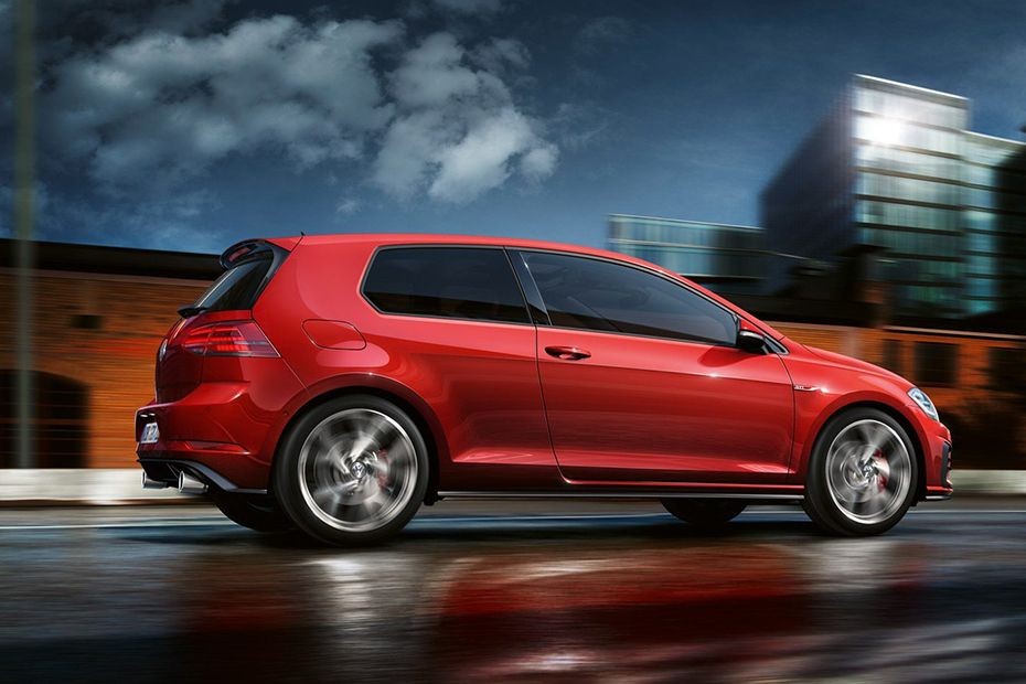 Golf TDI Rear angle view in UAE