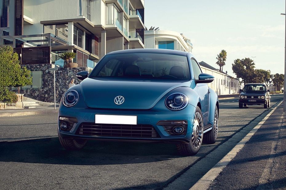 Volkswagen Beetle Side Medium View in UAE