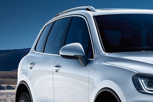 Volkswagen Touareg (2012-2021) Drivers Side Mirror Front Angle