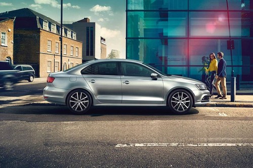 Jetta (2019-2023) Side view