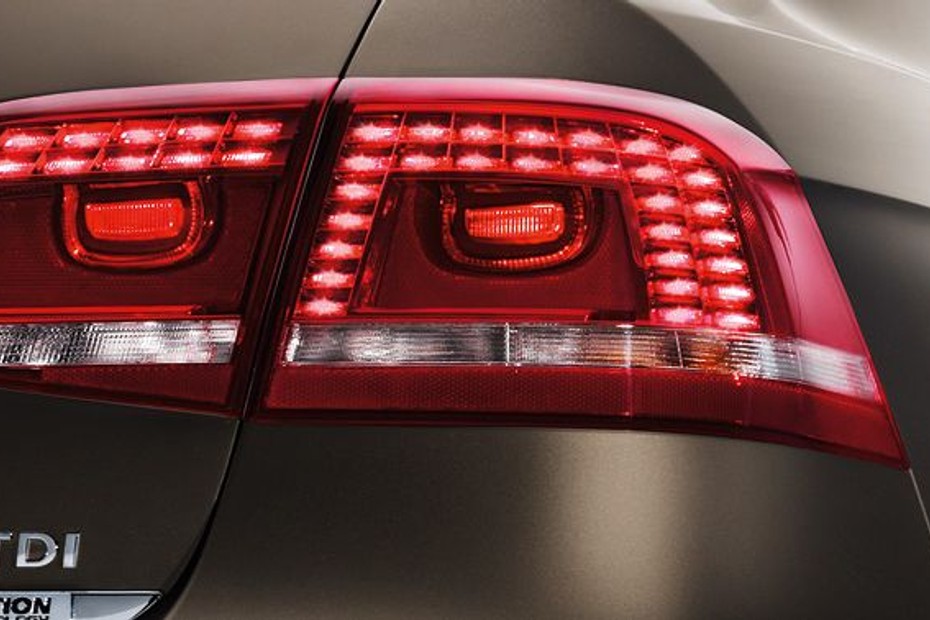 Passat (2012-2021) Tail light in UAE