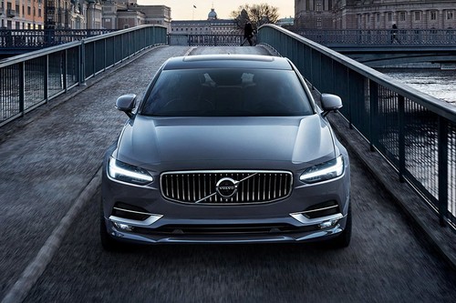 Full Front View of S90 (2017-2022)