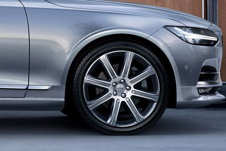 V90 Wheel in UAE