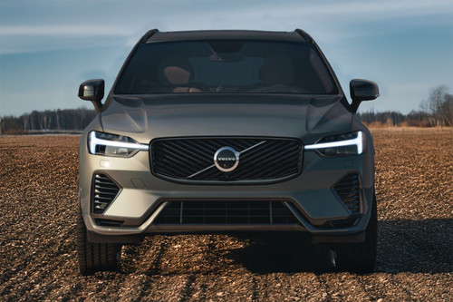 Full Front View of XC60