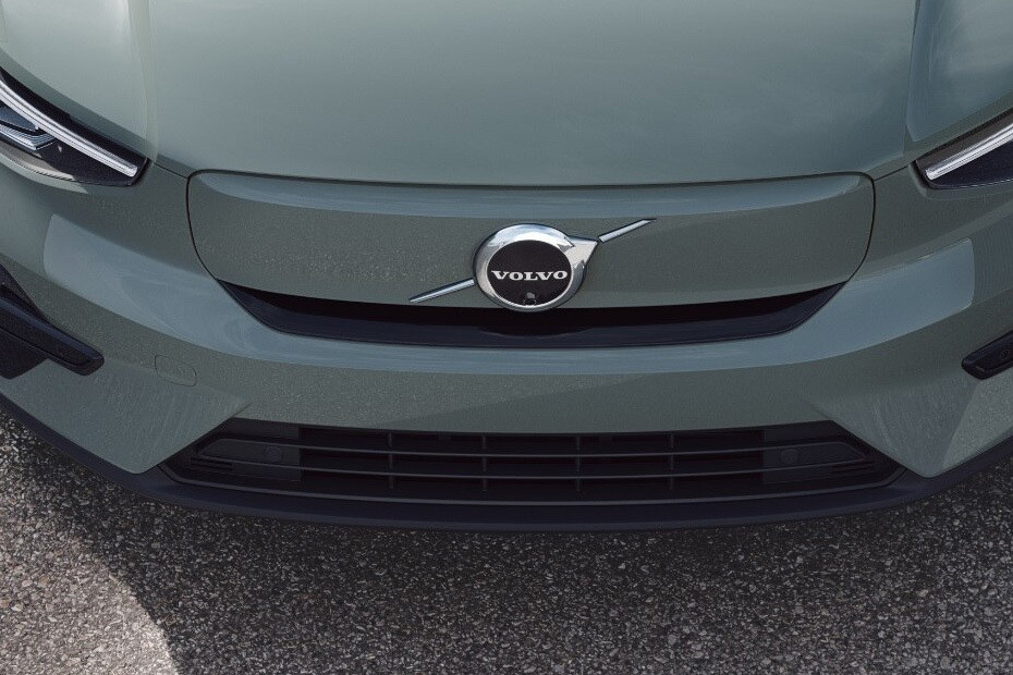 XC40 Recharge Grille View XC40 Recharge Grille View
