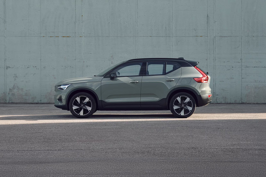XC40 Recharge Side view XC40 Recharge Side view