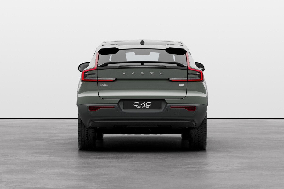 Full Rear View of Volvo C40 Recharge Full Rear View of Volvo C40 Recharge
