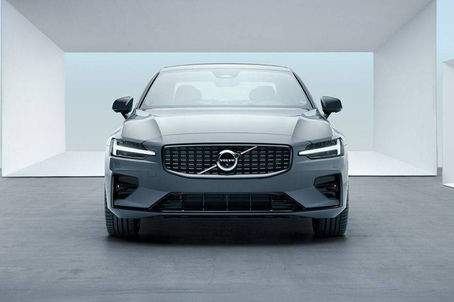 Volvo S60 Plus 2024 UAE