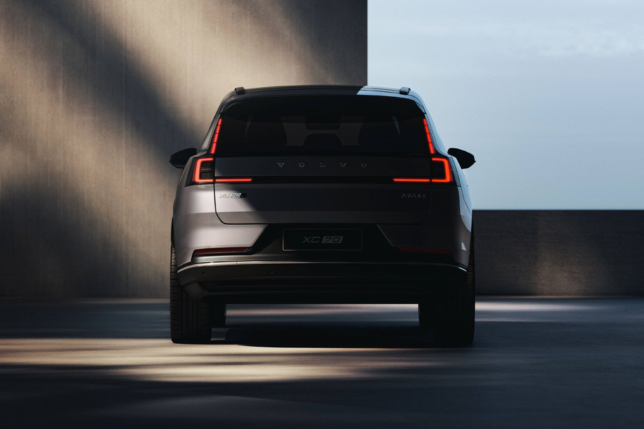 Full Rear View of Volvo XC70 in UAE