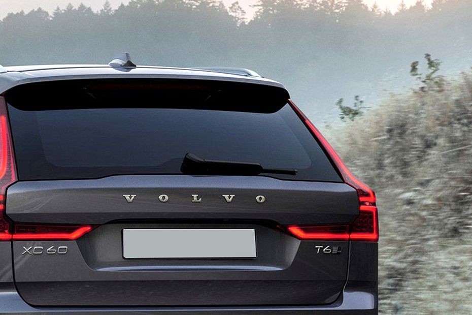 XC60 (2022-2022) Spoiler in UAE