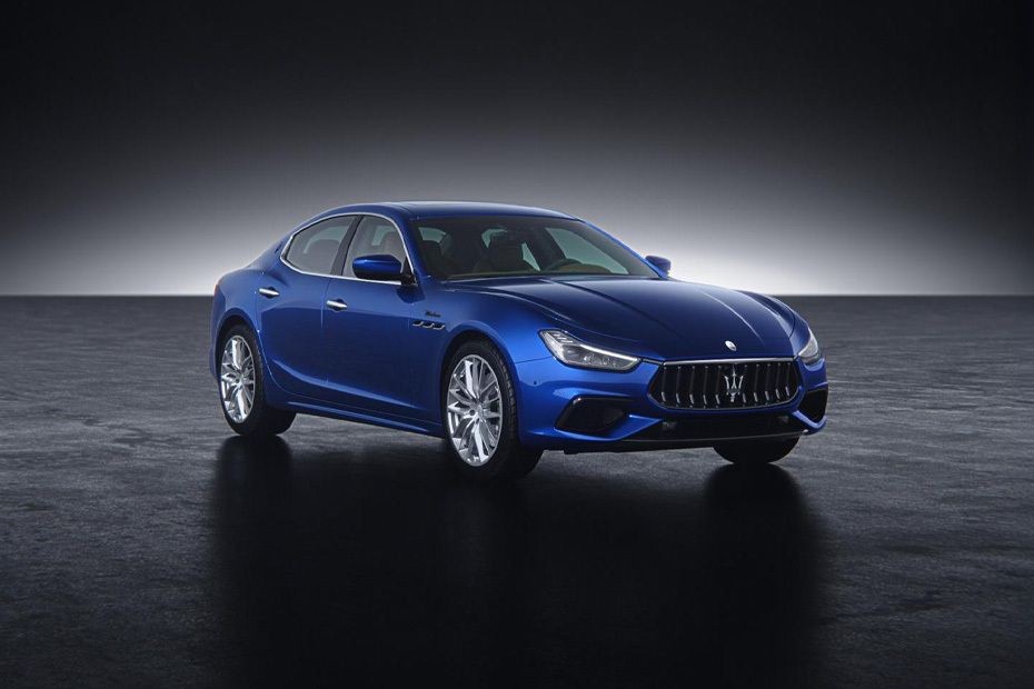 Maserati Ghibli Front Medium View in UAE