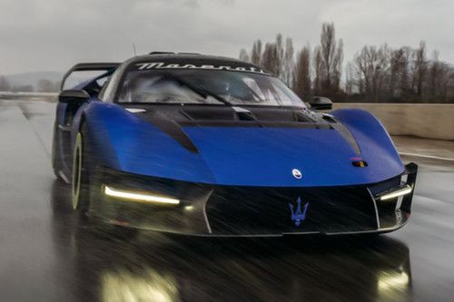 MCXtrema Medium Angle Front View