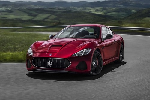 Maserati GranTurismo (2012-2021) Front Side View
