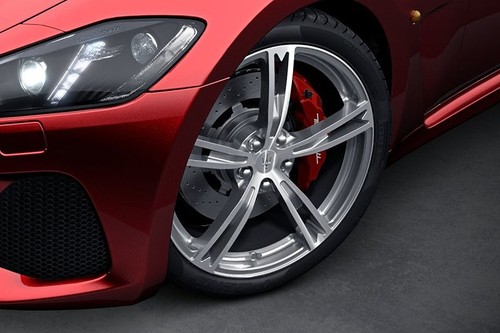 GranTurismo (2012-2021) Wheel