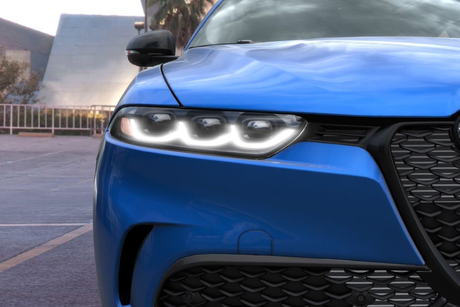 Tonale Headlight in UAE