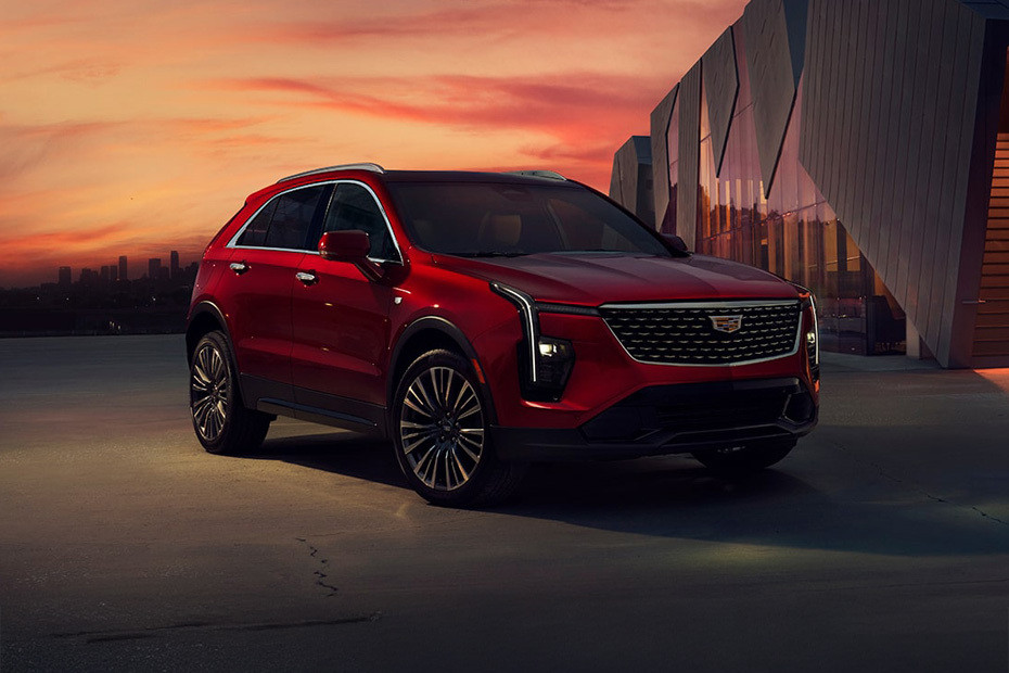 Cadillac XT4 Front Medium View in UAE